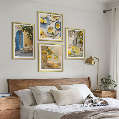 Mur de tableaux Citrons limonade porte bleue