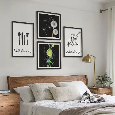 Mur de tableaux avec inscriptions de cuisine en forme de pissenlit