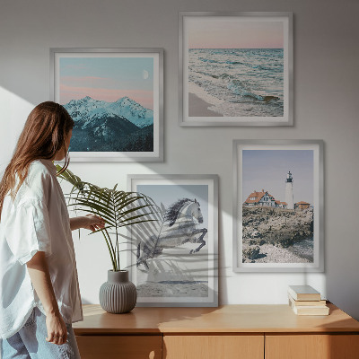 Ensemble de 4 tableaux Chevaux, mouvement, plage, phare, montagnes