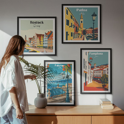 Ensemble de 4 tableaux Illustrations rétro de villes
