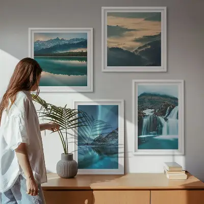 Ensemble de 4 tableaux représentant des paysages d'hiver, des cascades et des aurores boréales