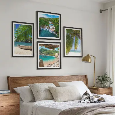 Mur de tableaux plage, bateau, cascades et palmiers