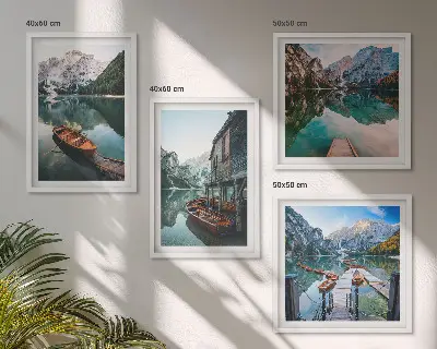 Tableau polyptyque 4 cadres représentant un lac, des montagnes, des bateaux et un chalet