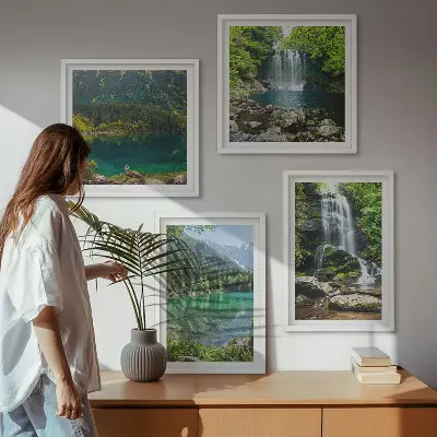 Ensemble de 4 tableaux représentant des cascades dans un cadre verdoyant