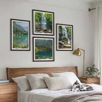 Ensemble de 4 tableaux Des cascades dans un cadre verdoyant