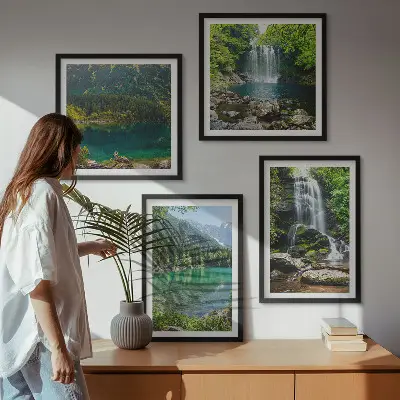 Ensemble de 4 tableaux représentant des cascades dans un cadre verdoyant