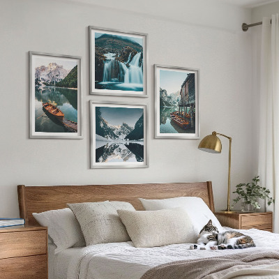 Ensemble de 4 tableaux Reflets des bateaux sur les lacs de montagne