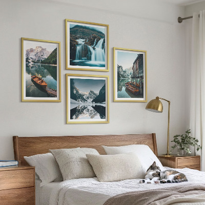 Ensemble de 4 tableaux Reflets des bateaux sur les lacs de montagne