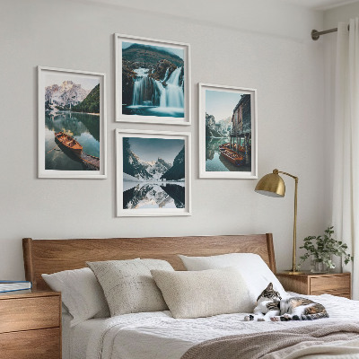 Ensemble de 4 tableaux Reflets des bateaux sur les lacs de montagne
