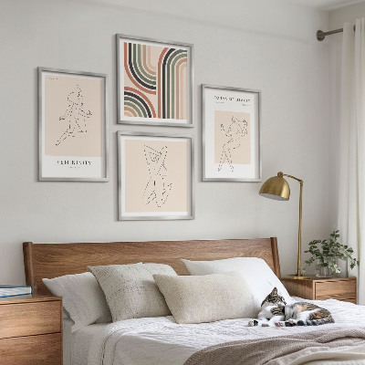 Ensemble de 4 tableaux Silhouettes féminines sur affiches