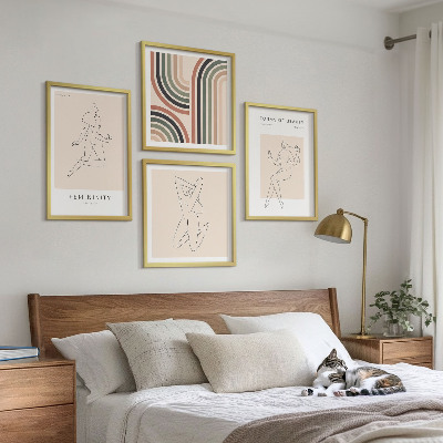 Ensemble de 4 tableaux Silhouettes féminines sur affiches