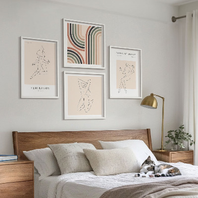 Ensemble de 4 tableaux Silhouettes féminines sur affiches
