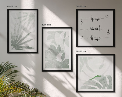 Polyptyque z cadres Les feuilles des plantes sont gris verdâtre.
