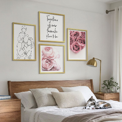 Ensemble de 4 tableaux Bouquets de roses familiaux dessinés au trait