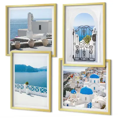 Mur de tableaux représentant des bâtiments de la mer blanche en Grèce