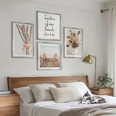 Ensemble de 4 tableaux motifs de fleurs et branches au style minimaliste inspiré par la nature