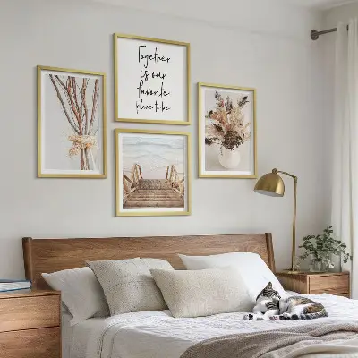 Ensemble de 4 tableaux motifs de fleurs et branches au style minimaliste inspiré par la nature