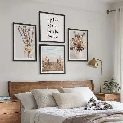 Ensemble de 4 tableaux motifs de fleurs et branches au style minimaliste inspiré par la nature