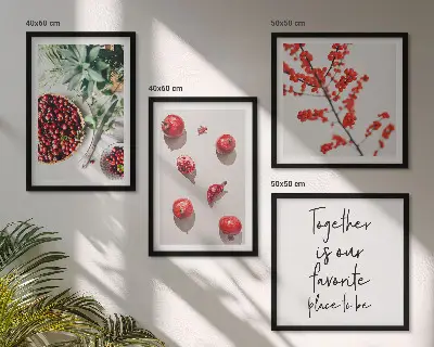 Ensemble de 4 tableaux motifs de fruits rouges au style minimaliste