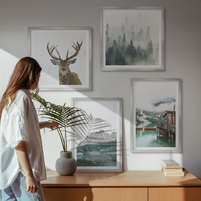 Mur de tableaux Montagnes, lac, cerf, cabane, brouillard