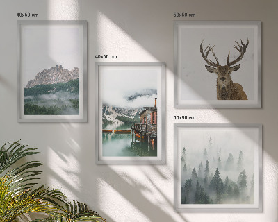 Mur de tableaux Montagnes, lac, cerf, cabane, brouillard