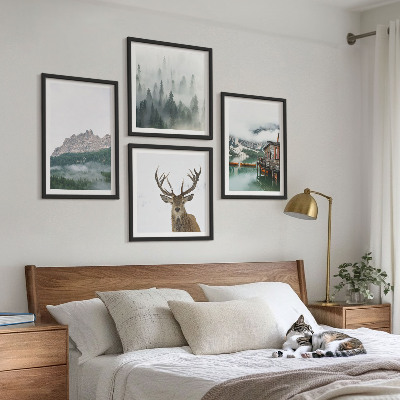 Mur de tableaux Montagnes, lac, cerf, cabane, brouillard