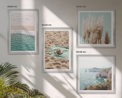 Mur de tableaux Chapeau en herbe sur les vagues de la plage