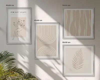 Mur de tableaux avec décorations bohèmes abstraites
