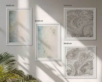 Mur de tableaux composé de cartons aquarelle délicats