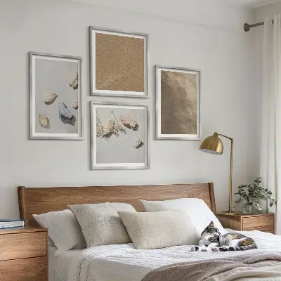 Ensemble de 4 tableaux représentant des structures naturelles de galets de plage