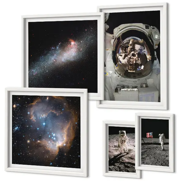 Ensemble de 5 tableaux représentant des astronautes atterrissant sur la Lune