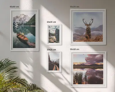 Lot de tableaux encadrés motifs de paysages de montagnes, lacs et nature