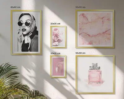 Lot de tableaux encadrés avec des touches élégantes de rose