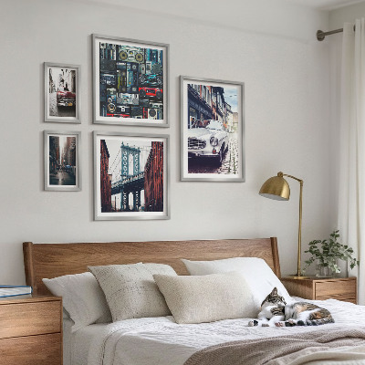 Ensemble de 5 tableaux Voitures élégantes et architecture urbaine