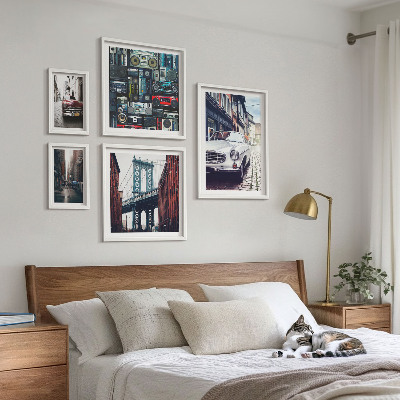 Ensemble de 5 tableaux Voitures élégantes et architecture urbaine