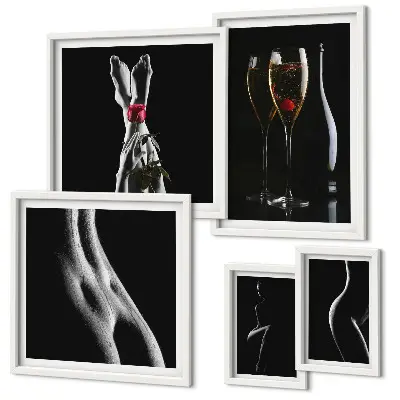 Lot de tableaux encadrés avec des accents modernes et élégants noirs et rouges