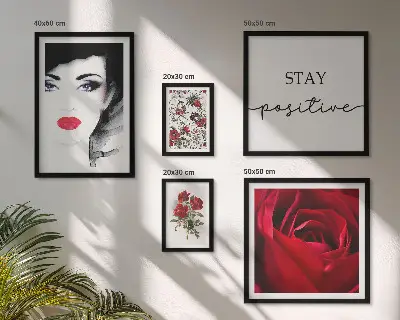 Ensemble de 5 tableaux portraits de femmes et fleurs style vintage