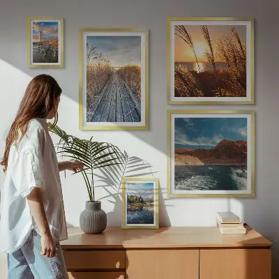 Ensemble de 5 tableaux représentant un sentier de végétation aquatique et un paysage
