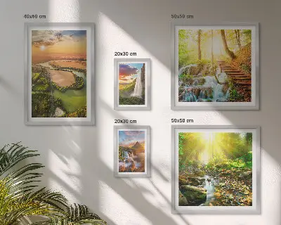 Lot de tableaux encadrés représentant des paysages de cascades et de vallées