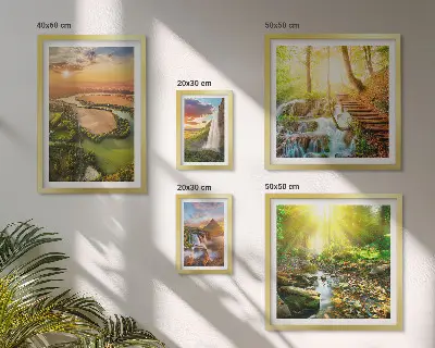 Lot de tableaux encadrés représentant des paysages de cascades et de vallées