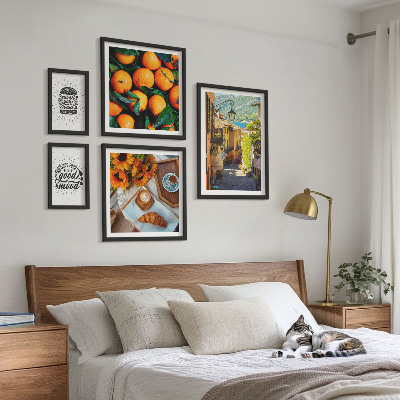 Ensemble de 5 tableaux Vue sur la rue depuis un café