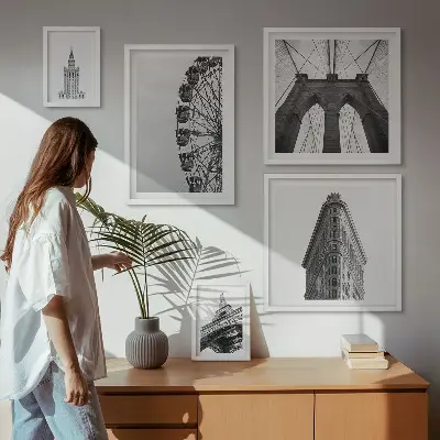 Tableau de décoration murale représentant une architecture métropolitaine en noir et blanc