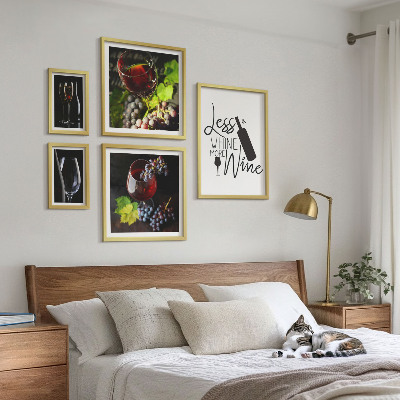 Ensemble de 5 tableaux Vins et accessoires élégants