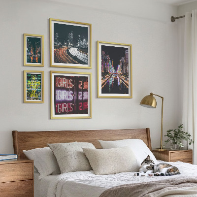 Ensemble de 5 tableaux Ville moderne la nuit, néons