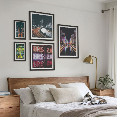 Ensemble de 5 tableaux Ville moderne la nuit, néons