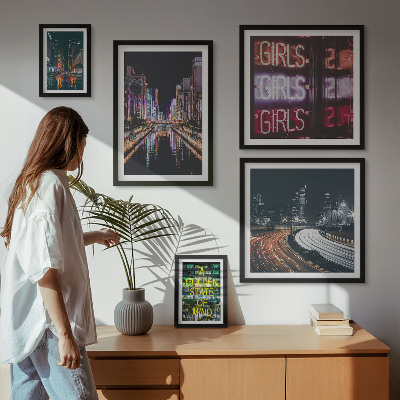 Ensemble de 5 tableaux Ville moderne la nuit, néons