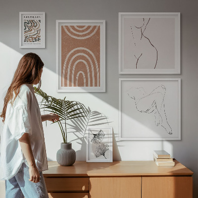 Ensemble de 5 tableaux Figures abstraites stylisées
