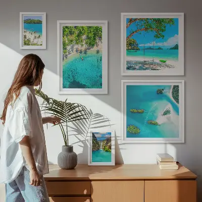 Ensemble de 5 tableaux représentant des plages tropicales et des eaux paradisiaques