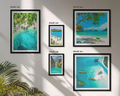 Ensemble de 5 tableaux représentant des plages tropicales et des eaux paradisiaques
