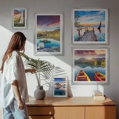 Lot de tableaux encadrés représentant des paysages de cascades et de lacs